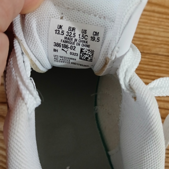 Puma Kids Classic White Sneakers‎ - Picture 7 of 9